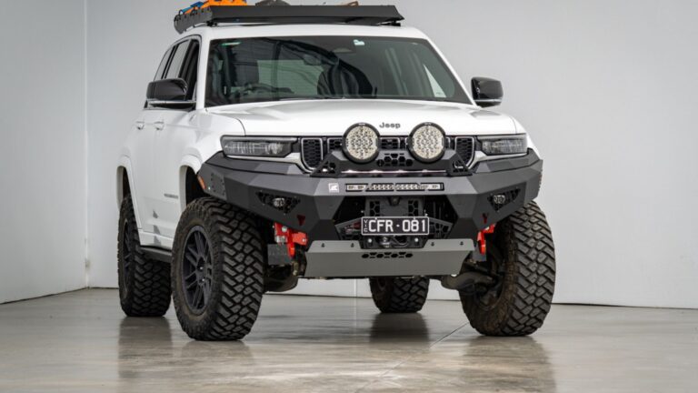 Best Jeep Cherokee Accessories for Off-Roading