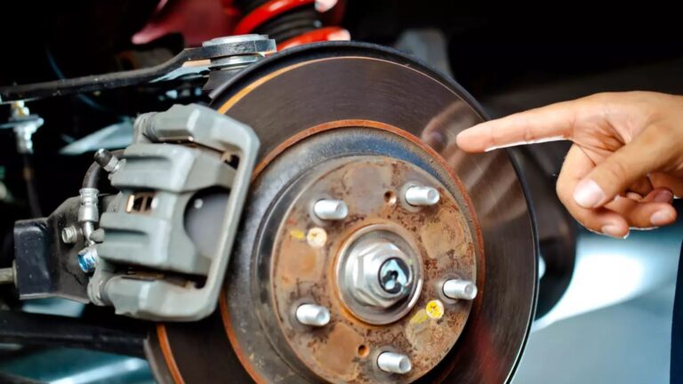 Jeep Brake Pads vs. Rotors Comparison Guide